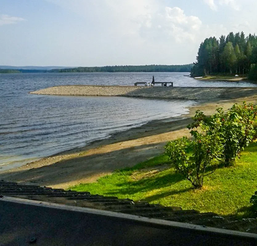 Pirer anlagda i sjön Äldern söder om Åsarna